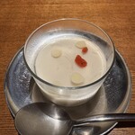 老四川 飄香小院 - デザートは苦手なのですが完食！