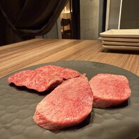 焼肉うしごろ 新宿三丁目店 - 