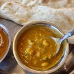 アジアンダイニング サウラハビュー - ダルカレー