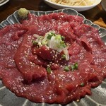 炭火焼肉 ホルモン にく式 - 赤身刺し　シンシン