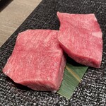 焼肉うしごろ - 究極の黒タン厚切りは、厚切りなのに簡単に噛みきれました‼️究極というだけあって、今まで食べた牛タンの中でNo.1です✨