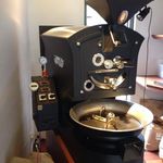 ケクー・カフェ - オランダ製ギーセンの焙煎機