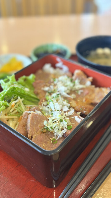 なっぱはうす - 上二田（食堂）の写真