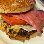 大井肉店 - 料理写真:IN-N-OUT風チーズバーガー
