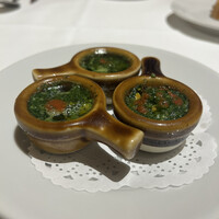 マンジャーモ - 