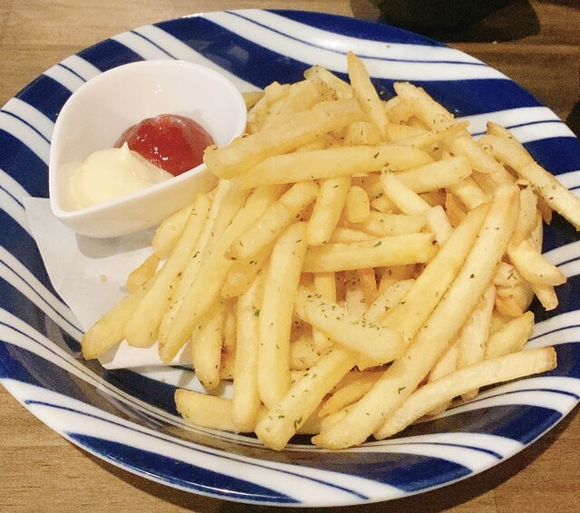 夜鳴き食堂にいまる - 秋田（居酒屋）の写真