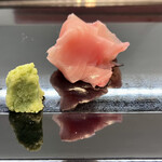 弥助寿司本舗 - ガリ、山葵