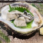 弥助寿司本舗 - 岩牡蠣