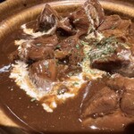 日本橋 Kanaeya - 慢火燉煮的厚切牛舌極品燉菜