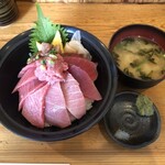 清水港　みなみ  - 【特選】天然南まぐろ丼　1,950円