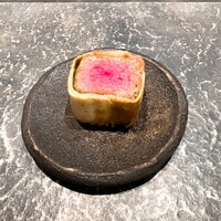 IAKU  - 