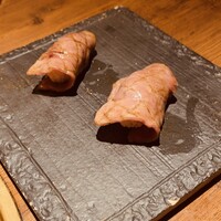 和牛とタン 焼肉 とみ 新橋本店 - 
