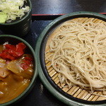 ゆで太郎 - カレー丼・そば：350円