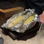 310590660 - 