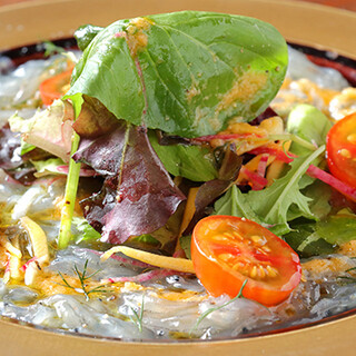 本マグロやしらすなど◆三崎港直送の新鮮魚介を使った逸品