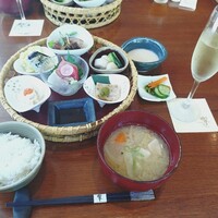 ダイナミックキッチン＆バー 響 風庭 赤坂 - 