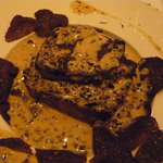 ラ・リューン - 2皿目の前菜：きたあかりと玉葱のプレッセ　フレッシュトリュフとフォワグラのポワレ　トリュフソース