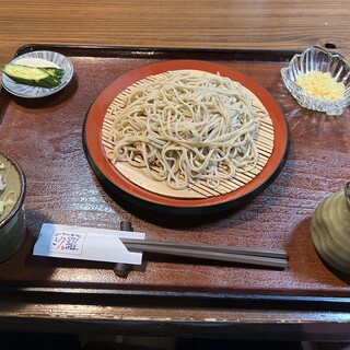 山の飯 沙羅_1
