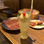 焼肉 銀しゃり 直球カルビ - フロート