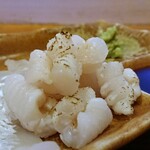 広島大衆居酒屋　十升 - 穴子の刺身(生&炙り) ¥1600