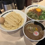アンダーグラウンド ラーメン 頑者 コクーンシティ店 - 