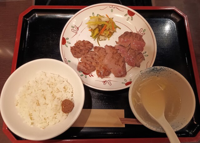 Gyutan Yaki Sendai Henmi Habisu Oosaka Ten