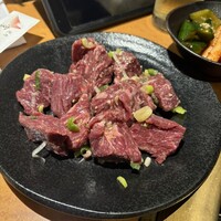 ホルモン焼肉 富や 栄店 - 