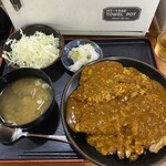盛かつ - カツカレーに見えない茶色の塊