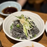 炭火焼肉ホルモンさわいし - センマイ刺し