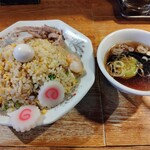 中華一 龍王 - 五目チャーハン