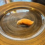 310618734 - 