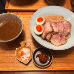 いかれたヌードル フィッシュトンズ - 