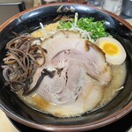 響 - こってりの黒900円