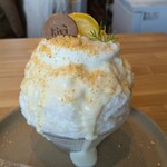 樹々。 - 輪切りレモン、飾り葉、ビスケット粉末、レモンクリームチーズ、ブルーベリーソース、ミルクソース