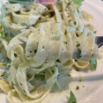 ボンカフェ - 濃厚バジルのジェノベーゼ(大盛り)