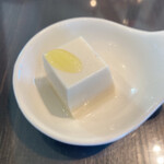 ボンカフェ - 豆腐(試食)