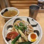 銀座 朧月 - トマトカレーつけ麺大1300円