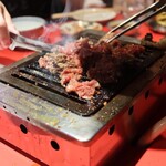 焼肉赤身にくがとう - 