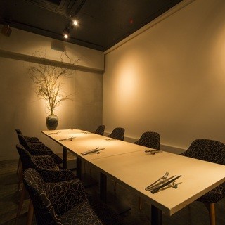 Private rooms available for business occasions, etc.