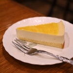 皇琲亭 - [期間限定]日向夏のレアチーズケーキ＠税込570円