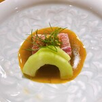 おかもと - 鮪大トロに黄身醤油　大トロの脂が黄身醤油の中で映えます