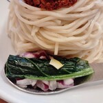 中華そば ひらこ屋 - 小松菜と紫玉ネギ、柚子