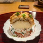 おかもと - 鱧棒鮨は炙ってあって香ばしい