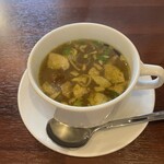 Kuta Bali Cafe 原宿店 - ランチについてくるこのスープがたまらない。