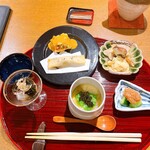 おかもと - 八寸です。お酒が進むものばかり。