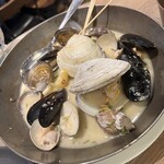 DESIGN FOOD MARKET - 