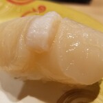回転寿し トリトン - 生ほたて。
