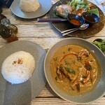 Madam My modern thai vietnamese - 