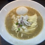 ヌードル＆スパイスカレー 今日の1番 - 味玉は店主からのサービス※いつも有り難うございます！