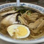 とんこつラーメン めんくい - 